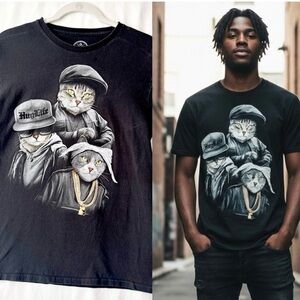 DOM "Hug Life" Cat Trio Graphic Tee - medium